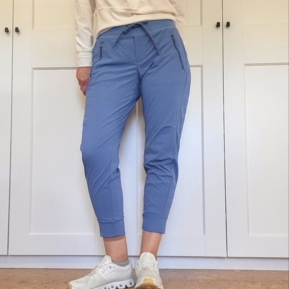 Athleta Pants & Jumpsuits Athleta Mid Rise Trekkie North Jogger